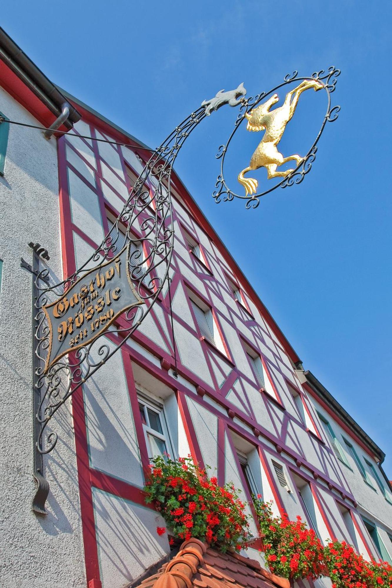 Hotel Gasthof Zum Roessle Хайлброн Екстериор снимка
