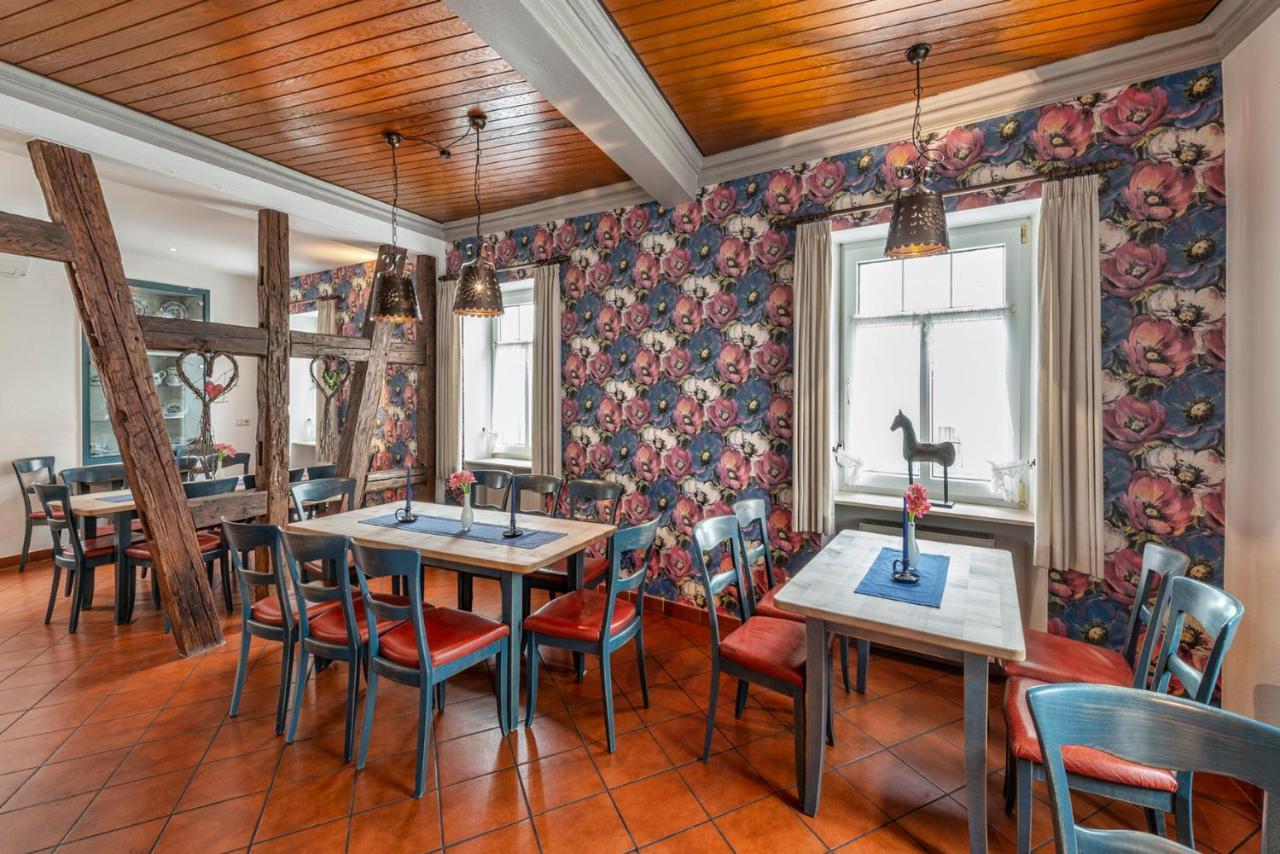 Hotel Gasthof Zum Roessle Хайлброн Екстериор снимка