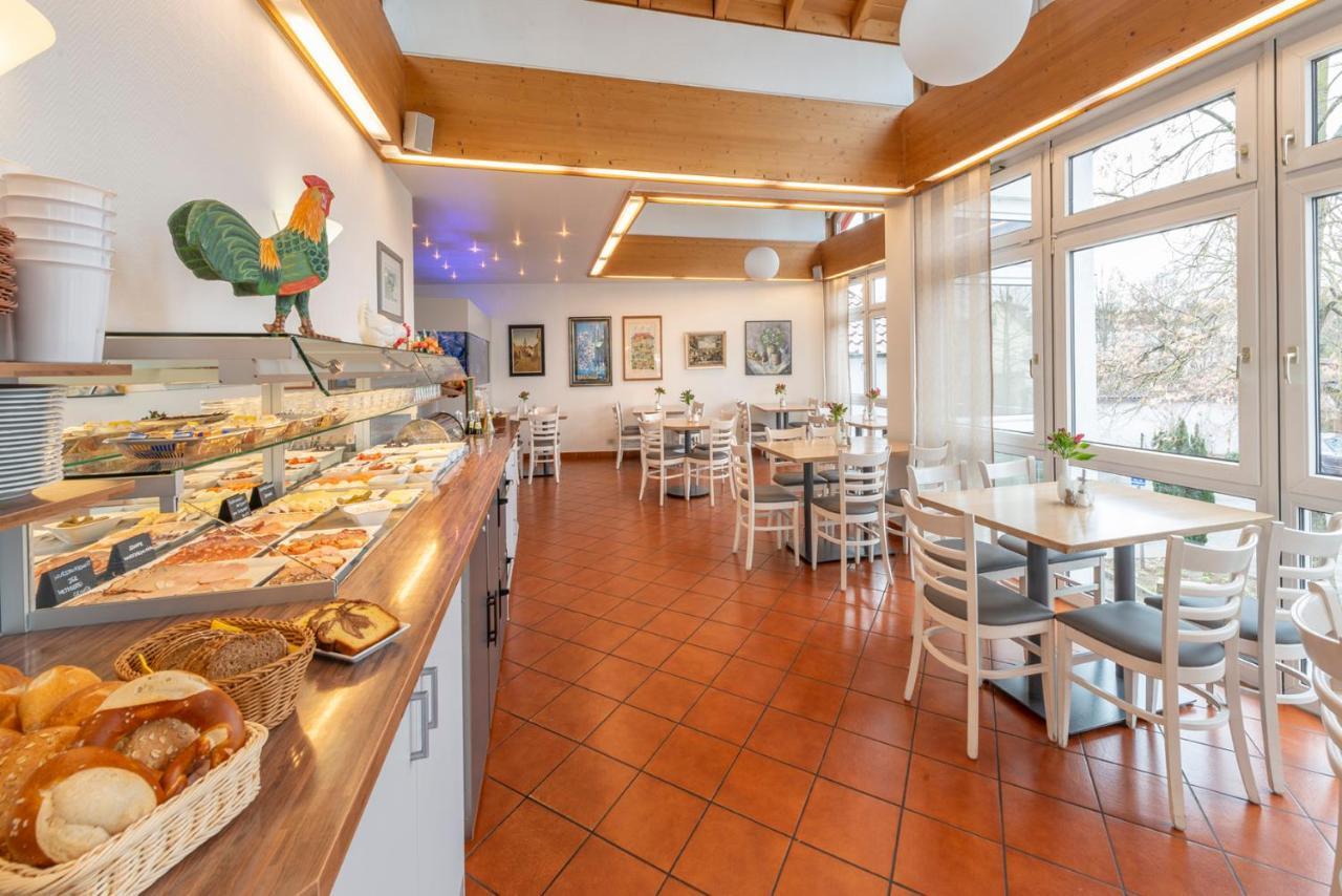 Hotel Gasthof Zum Roessle Хайлброн Екстериор снимка